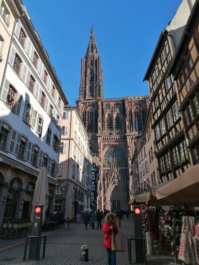 A La Tour Des Rohan Straatsburg Buitenkant foto