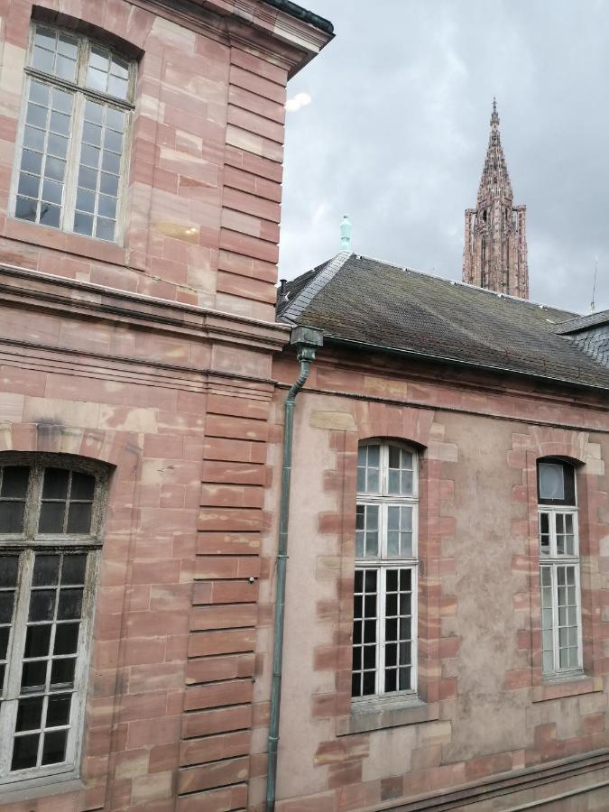 A La Tour Des Rohan Straatsburg Buitenkant foto